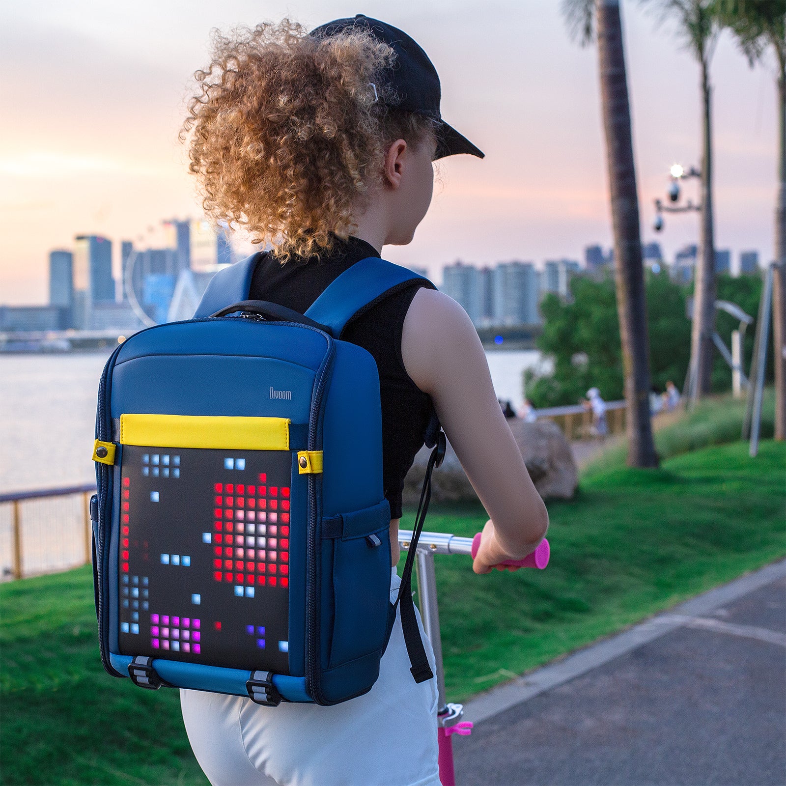 Divoom Backpack-S Smart LED Pixel Art Backpack - Image 3