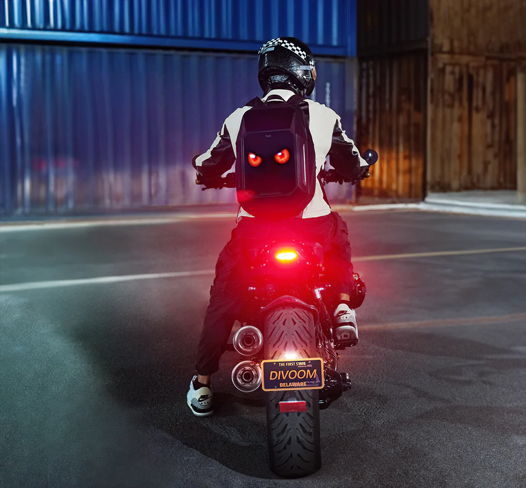 Divoom Cyberbag Smart LED Pixel Art Backpack - Image 9