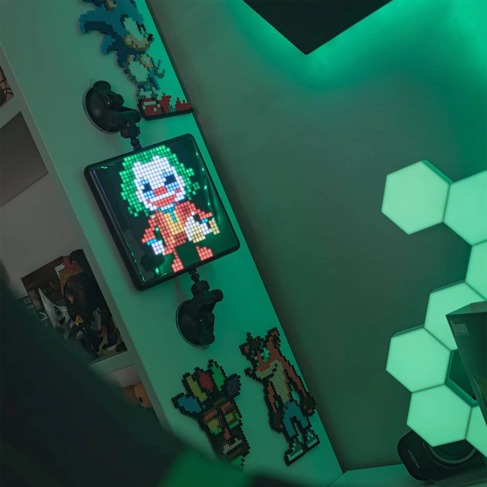 Divoom Pixoo-Max 32x32 Pixel Art LED Display for Room Decor - Image 16