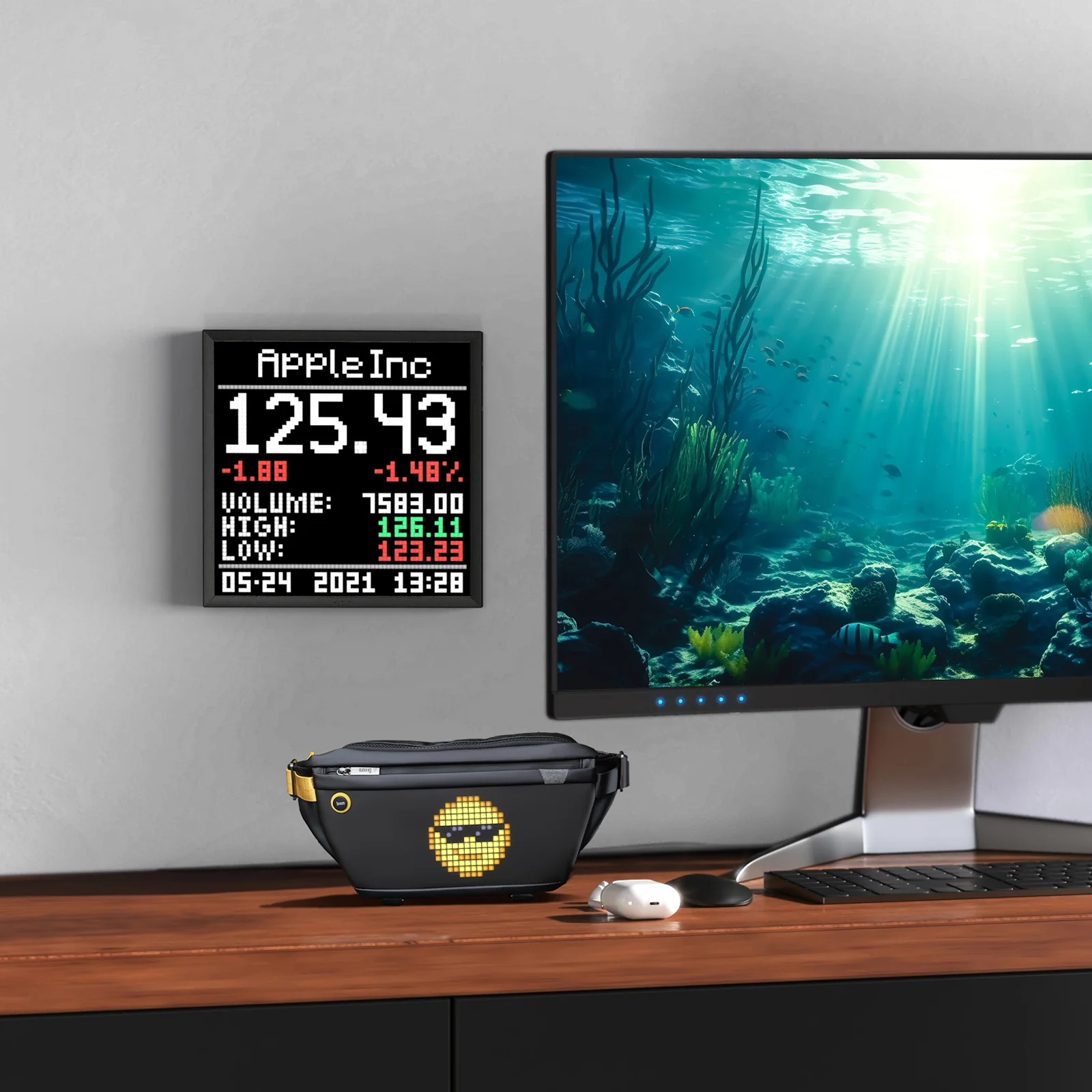 Divoom Pixoo64Ⅱ & Pixel Sling Bag LED Display Bundle - Image 2