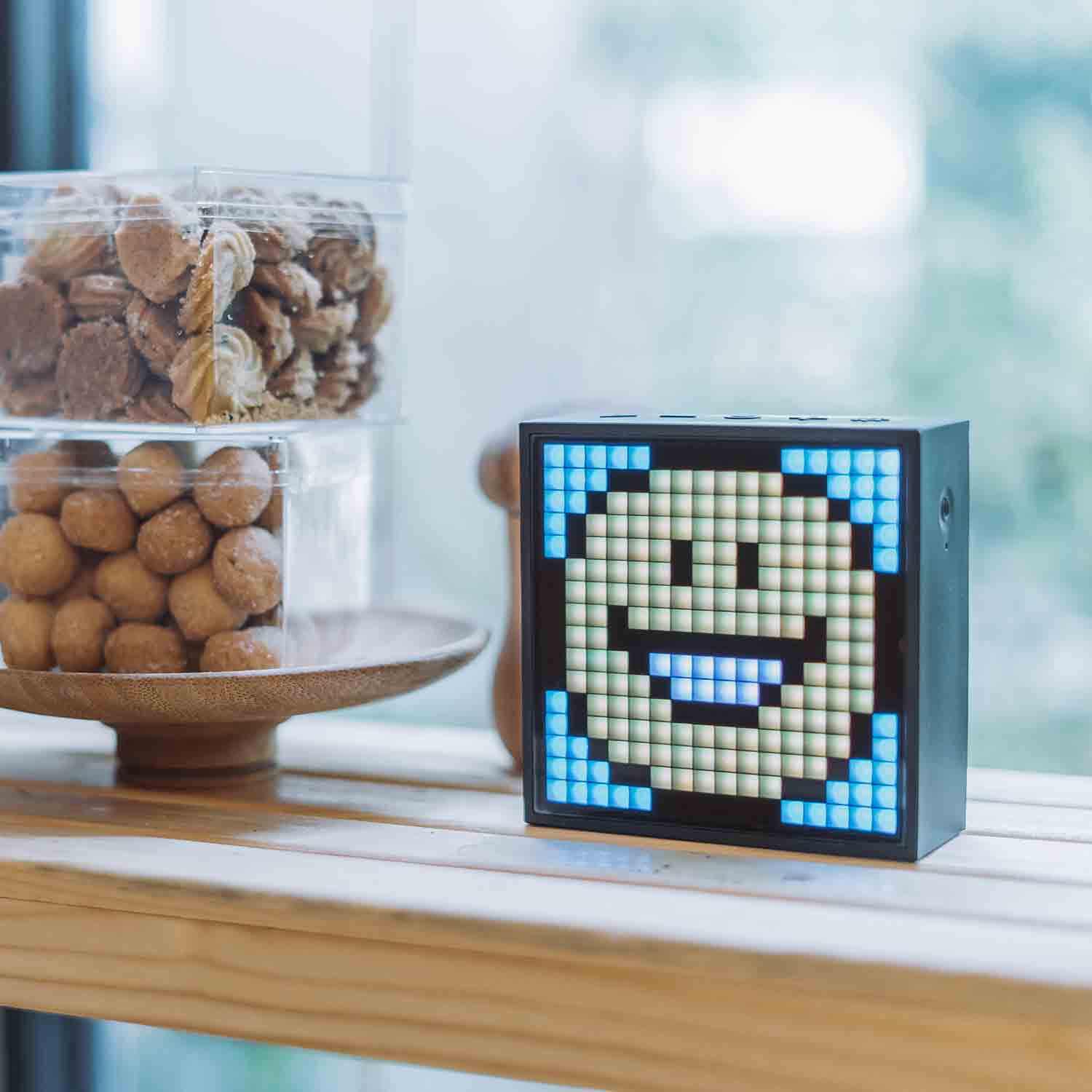 Divoom Timebox-Evo Pixel Art Bluetooth Speaker with 16x16 DIY LED Display - Image 9